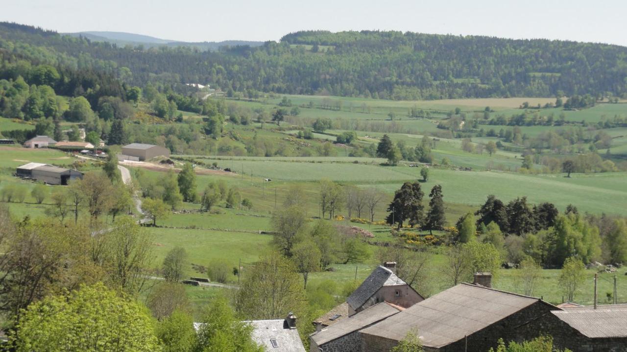 Gite Les Ducs Mialanes Exterior photo